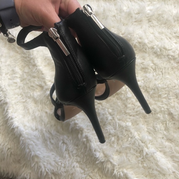 Steve Madden strappy heel sandals - Picture 4 of 6